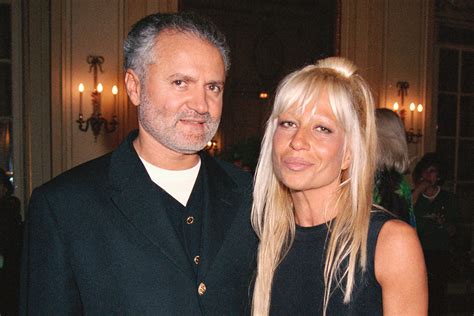 family donatella versace|gianni Versace sister pics.